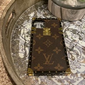iPhone 11 phone case - LV